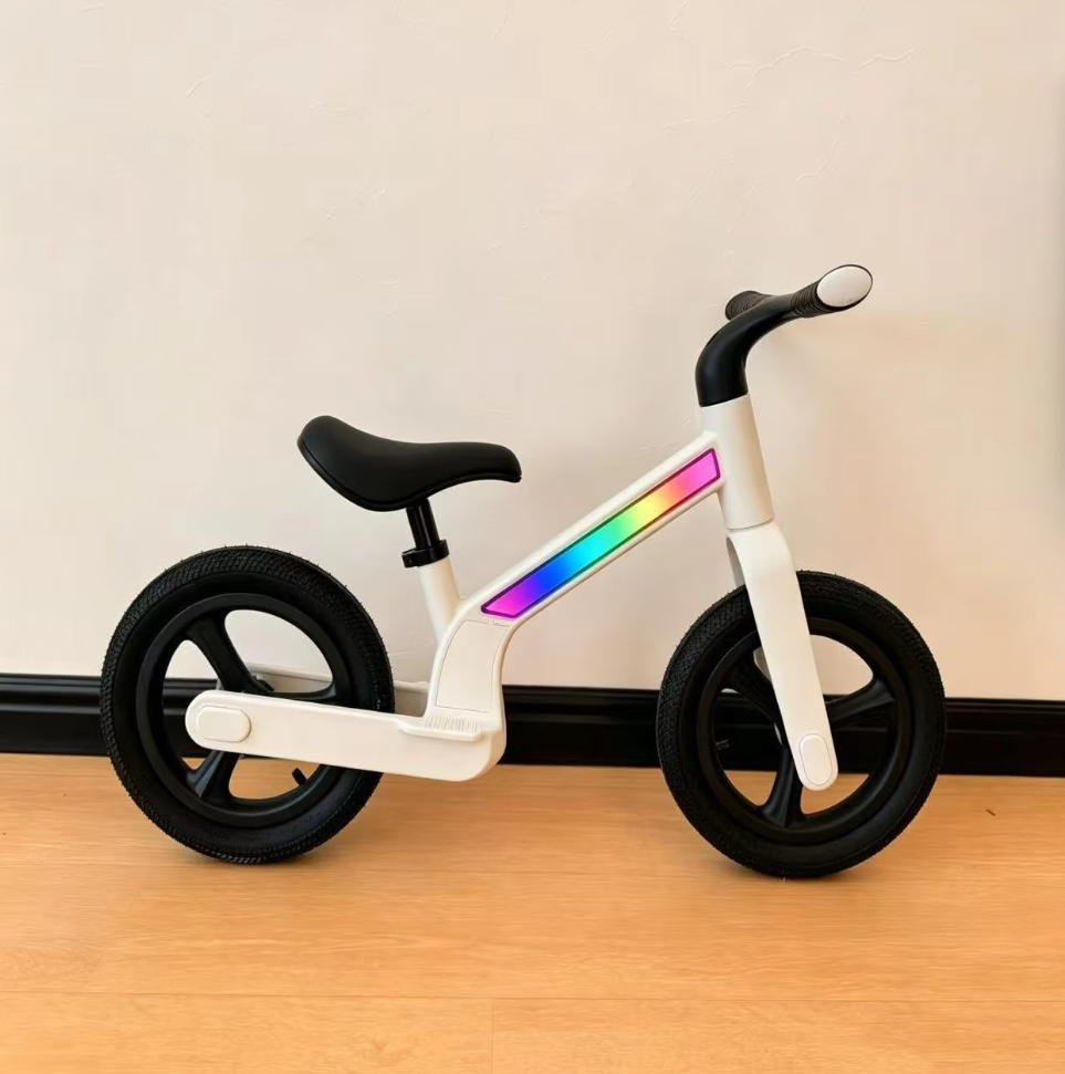 New-style Color-Fixing Balance Bike Model WX-K016 for 1-6 Year Olds No Pedals for Gliding Scooter Use