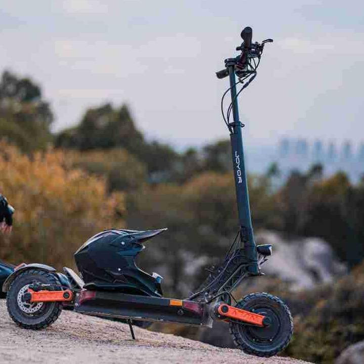High-Power 11 Inch Double Drive Long Endurance Foldable Electric Scooter for Adults Off-Road Electric Scooter