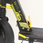 E200 Aluminum Alloy Foldable Electric Scooter Lithium Battery for Adults and Youths